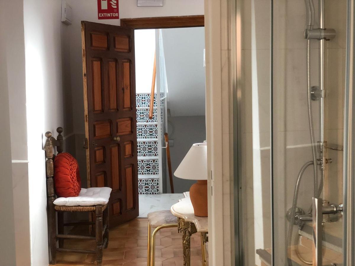 Apartamentos Toledo Casa Galeria De Los Aljibes Eksteriør billede